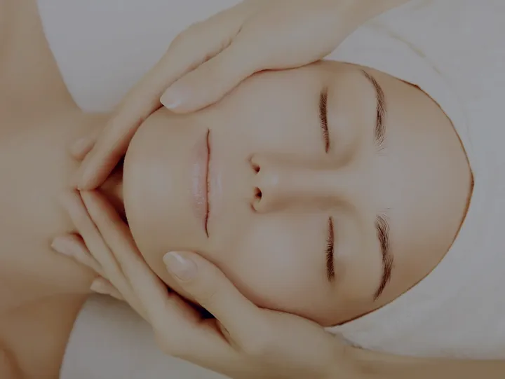 Lymphatic drainage massage of the face and neck in Myrtle Beach, SC